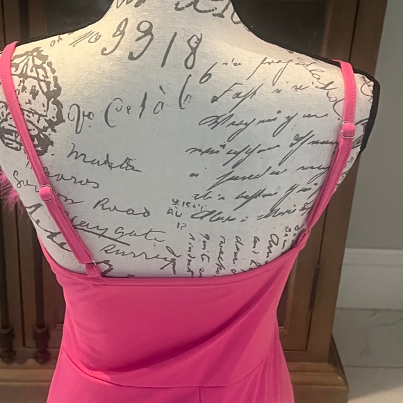 Elegant Pink Feather-Trim Maxi Dress - Picture 3 of 6